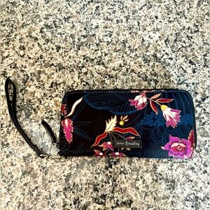 Vera Bradley Wallet